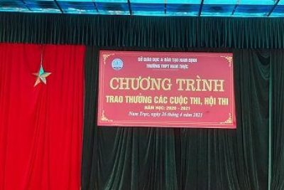 Chương trình trao thưởng cho những giáo viên và học sinh có kết quả cao tại các cuộc thi, hội thi do Bộ Giáo dục&Đào tạo, Sở giáo dục&Đào tạo tỉnh Nam Định tổ chức năm học 2020-2021 của trường THPT Nam Trực, Nam Định.