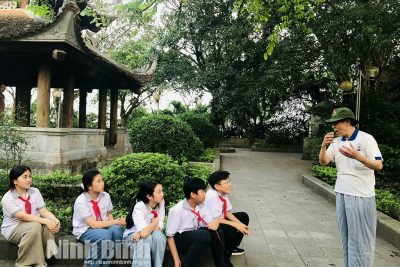 Tích cực giáo dục truyền thống lịch sử, văn hoá trong các nhà trường